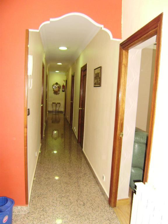 Hostal Miguel Angel Madryt Zewnętrze zdjęcie