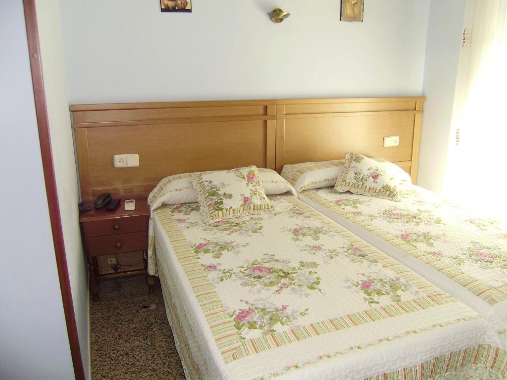 Hostal Miguel Angel Madryt Zewnętrze zdjęcie